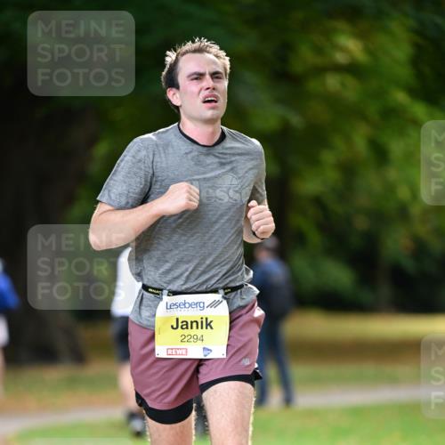 31.08.2025 - 21. Blankeneser Heldenlauf Dr. Thomas Lammeyer http://msf.ph/oto/8629771 31.08.2025 10:08:43 Laufen 2294 meine-sportfotos.de