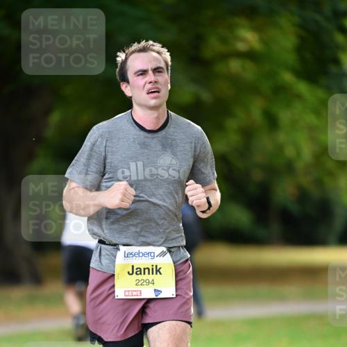 31.08.2025 - 21. Blankeneser Heldenlauf Dr. Thomas Lammeyer http://msf.ph/oto/8629772 31.08.2025 10:08:44 Laufen 2294 meine-sportfotos.de