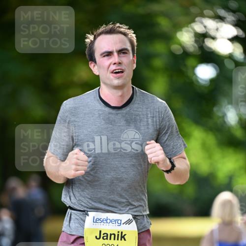 31.08.2025 - 21. Blankeneser Heldenlauf Dr. Thomas Lammeyer http://msf.ph/oto/8629778 31.08.2025 10:08:44 Laufen 2294 meine-sportfotos.de