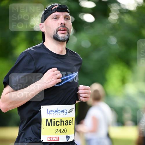 31.08.2025 - 21. Blankeneser Heldenlauf Dr. Thomas Lammeyer http://msf.ph/oto/8629823 31.08.2025 10:09:06 Laufen 2420 meine-sportfotos.de