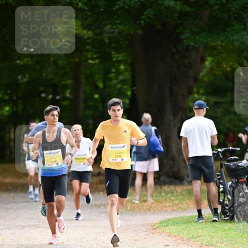 31.08.2025 - 21. Blankeneser Heldenlauf Dr. Thomas Lammeyer http://msf.ph/oto/8629845 31.08.2025 10:09:20 Laufen 2746, 2745 meine-sportfotos.de