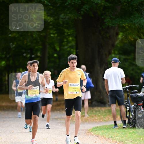 31.08.2025 - 21. Blankeneser Heldenlauf Dr. Thomas Lammeyer http://msf.ph/oto/8629847 31.08.2025 10:09:20 Laufen 2746, 2745 meine-sportfotos.de