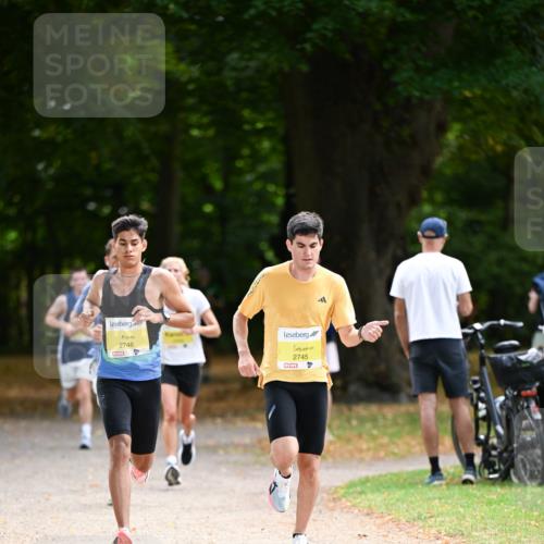 31.08.2025 - 21. Blankeneser Heldenlauf Dr. Thomas Lammeyer http://msf.ph/oto/8629849 31.08.2025 10:09:20 Laufen 2746, 2745 meine-sportfotos.de