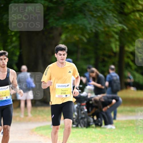 31.08.2025 - 21. Blankeneser Heldenlauf Dr. Thomas Lammeyer http://msf.ph/oto/8629854 31.08.2025 10:09:21 Laufen 2746, 2745 meine-sportfotos.de