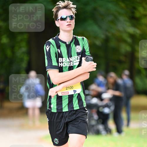 31.08.2025 - 21. Blankeneser Heldenlauf Dr. Thomas Lammeyer http://msf.ph/oto/8629911 31.08.2025 10:09:38 Laufen 96, 247, 10, 09, 2100, 96 meine-sportfotos.de