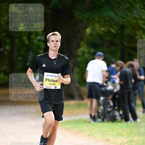 31.08.2025 - 21. Blankeneser Heldenlauf Dr. Thomas Lammeyer http://msf.ph/oto/8629953 31.08.2025 10:09:48 Laufen 2238 meine-sportfotos.de