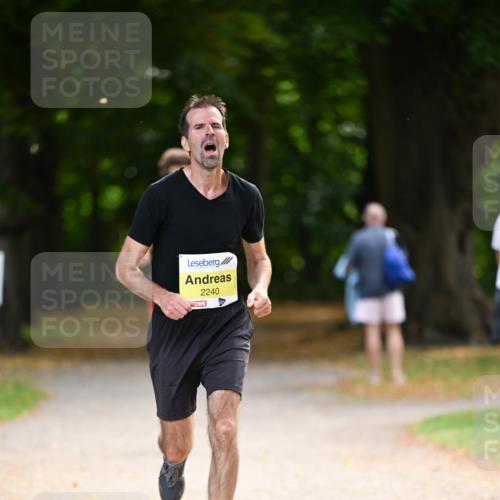 31.08.2025 - 21. Blankeneser Heldenlauf Dr. Thomas Lammeyer http://msf.ph/oto/8629957 31.08.2025 10:09:51 Laufen 2240 meine-sportfotos.de
