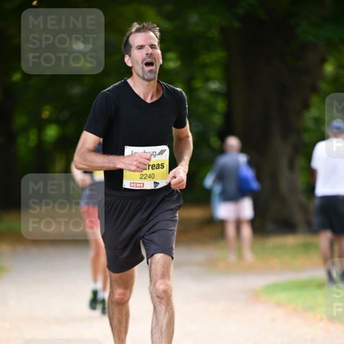 31.08.2025 - 21. Blankeneser Heldenlauf Dr. Thomas Lammeyer http://msf.ph/oto/8629962 31.08.2025 10:09:52 Laufen 2240 meine-sportfotos.de