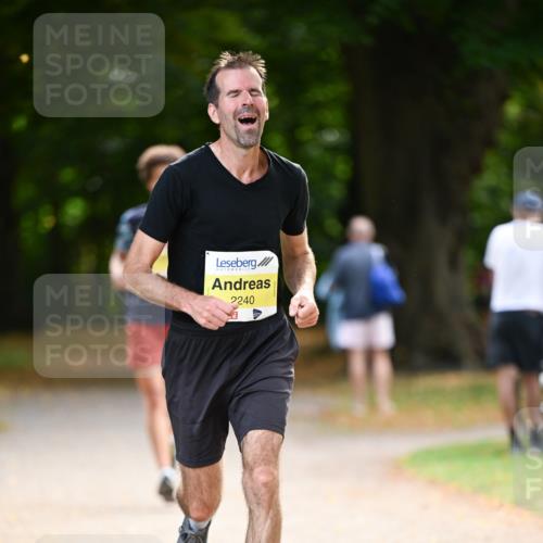 31.08.2025 - 21. Blankeneser Heldenlauf Dr. Thomas Lammeyer http://msf.ph/oto/8629963 31.08.2025 10:09:52 Laufen 2240 meine-sportfotos.de