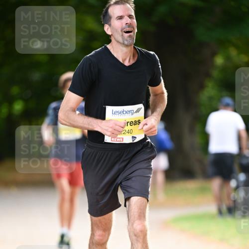31.08.2025 - 21. Blankeneser Heldenlauf Dr. Thomas Lammeyer http://msf.ph/oto/8629968 31.08.2025 10:09:52 Laufen 4, 240 meine-sportfotos.de