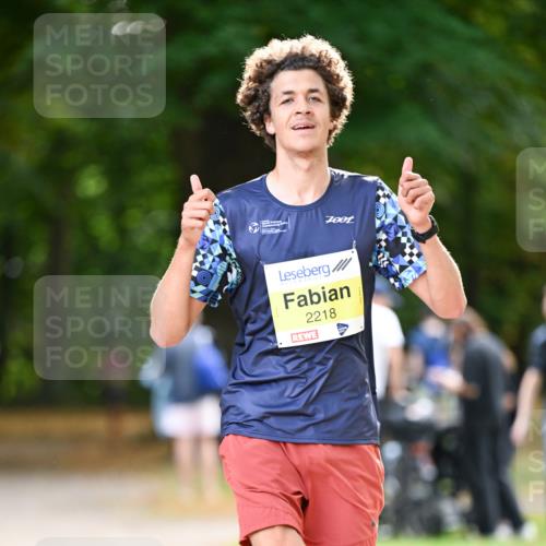 31.08.2025 - 21. Blankeneser Heldenlauf Dr. Thomas Lammeyer http://msf.ph/oto/8629981 31.08.2025 10:09:56 Laufen 2218 meine-sportfotos.de