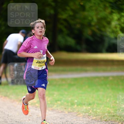 31.08.2025 - 21. Blankeneser Heldenlauf Dr. Thomas Lammeyer http://msf.ph/oto/8629993 31.08.2025 10:10:11 Laufen 2341 meine-sportfotos.de