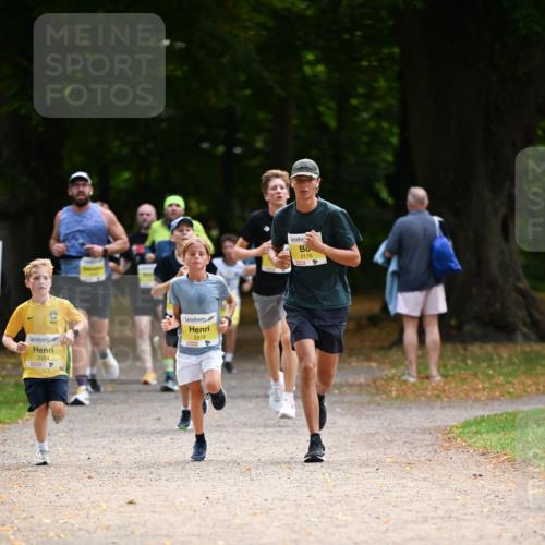 31.08.2025 - 21. Blankeneser Heldenlauf Dr. Thomas Lammeyer http://msf.ph/oto/8630000 31.08.2025 10:10:20 Laufen 2264, 2379, 2176 meine-sportfotos.de