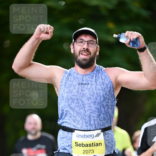 31.08.2025 - 21. Blankeneser Heldenlauf Dr. Thomas Lammeyer http://msf.ph/oto/8630046 31.08.2025 10:10:29 Laufen 2073 meine-sportfotos.de