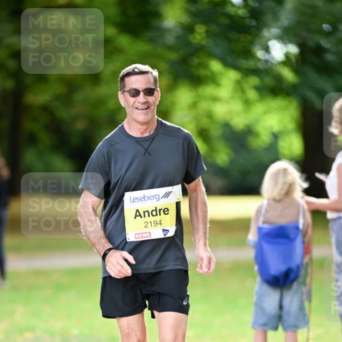 31.08.2025 - 21. Blankeneser Heldenlauf Dr. Thomas Lammeyer http://msf.ph/oto/8630062 31.08.2025 10:10:47 Laufen 2194 meine-sportfotos.de