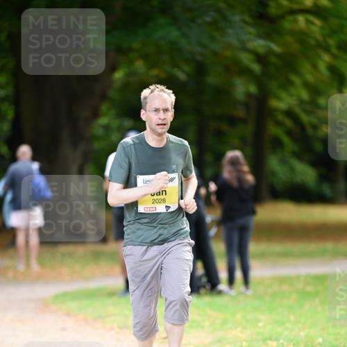 31.08.2025 - 21. Blankeneser Heldenlauf Dr. Thomas Lammeyer http://msf.ph/oto/8630106 31.08.2025 10:11:00 Laufen 2028 meine-sportfotos.de
