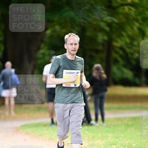 31.08.2025 - 21. Blankeneser Heldenlauf Dr. Thomas Lammeyer http://msf.ph/oto/8630107 31.08.2025 10:11:00 Laufen 2328 meine-sportfotos.de