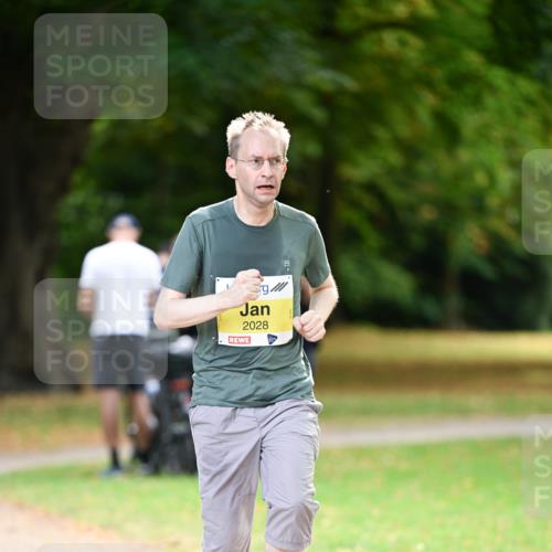 31.08.2025 - 21. Blankeneser Heldenlauf Dr. Thomas Lammeyer http://msf.ph/oto/8630111 31.08.2025 10:11:01 Laufen 2028 meine-sportfotos.de