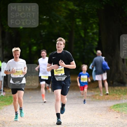 31.08.2025 - 21. Blankeneser Heldenlauf Dr. Thomas Lammeyer http://msf.ph/oto/8630135 31.08.2025 10:11:26 Laufen 2396, 2401 meine-sportfotos.de