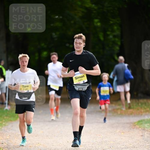 31.08.2025 - 21. Blankeneser Heldenlauf Dr. Thomas Lammeyer http://msf.ph/oto/8630140 31.08.2025 10:11:27 Laufen 2396, 2401 meine-sportfotos.de