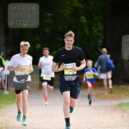 31.08.2025 - 21. Blankeneser Heldenlauf Dr. Thomas Lammeyer http://msf.ph/oto/8630141 31.08.2025 10:11:27 Laufen 2396, 2401 meine-sportfotos.de