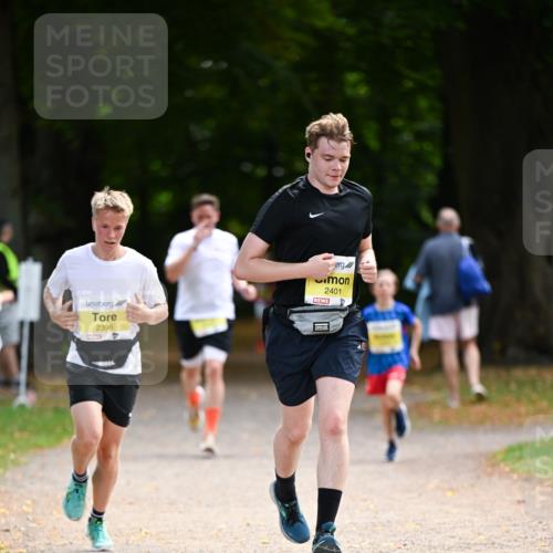31.08.2025 - 21. Blankeneser Heldenlauf Dr. Thomas Lammeyer http://msf.ph/oto/8630143 31.08.2025 10:11:27 Laufen 2396, 2401 meine-sportfotos.de