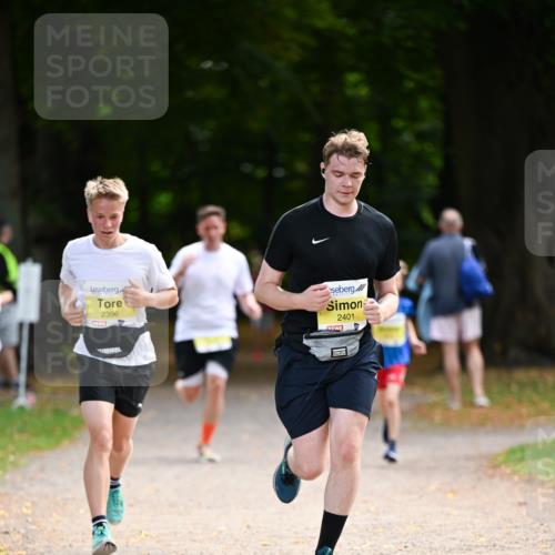 31.08.2025 - 21. Blankeneser Heldenlauf Dr. Thomas Lammeyer http://msf.ph/oto/8630144 31.08.2025 10:11:27 Laufen 2396, 2401 meine-sportfotos.de