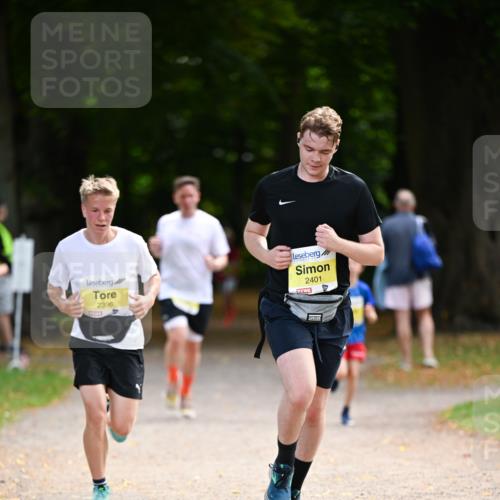 31.08.2025 - 21. Blankeneser Heldenlauf Dr. Thomas Lammeyer http://msf.ph/oto/8630145 31.08.2025 10:11:27 Laufen 2396, 2401 meine-sportfotos.de