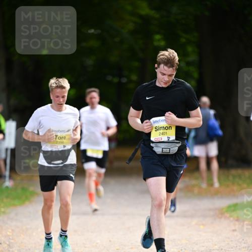 31.08.2025 - 21. Blankeneser Heldenlauf Dr. Thomas Lammeyer http://msf.ph/oto/8630146 31.08.2025 10:11:28 Laufen 2396, 2401, 25 meine-sportfotos.de
