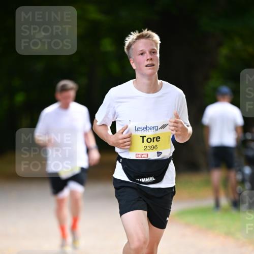 31.08.2025 - 21. Blankeneser Heldenlauf Dr. Thomas Lammeyer http://msf.ph/oto/8630162 31.08.2025 10:11:30 Laufen 2396 meine-sportfotos.de