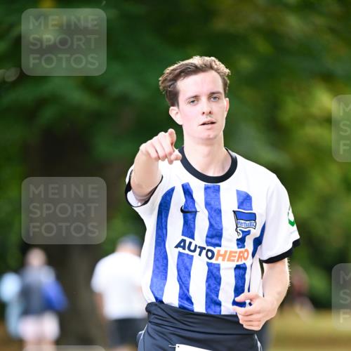 31.08.2025 - 21. Blankeneser Heldenlauf Dr. Thomas Lammeyer http://msf.ph/oto/8630257 31.08.2025 10:12:05 Laufen 2017 meine-sportfotos.de