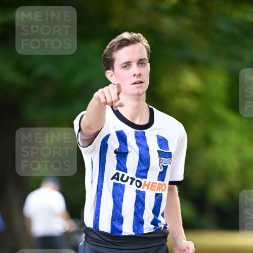 31.08.2025 - 21. Blankeneser Heldenlauf Dr. Thomas Lammeyer http://msf.ph/oto/8630258 31.08.2025 10:12:05 Laufen 2017 meine-sportfotos.de