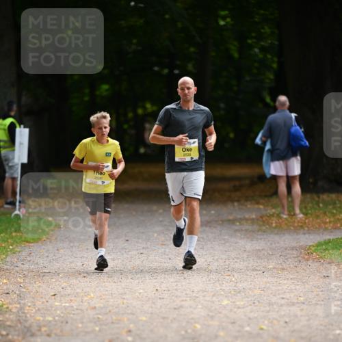 31.08.2025 - 21. Blankeneser Heldenlauf Dr. Thomas Lammeyer http://msf.ph/oto/8630263 31.08.2025 10:12:11 Laufen 2536, 2535 meine-sportfotos.de