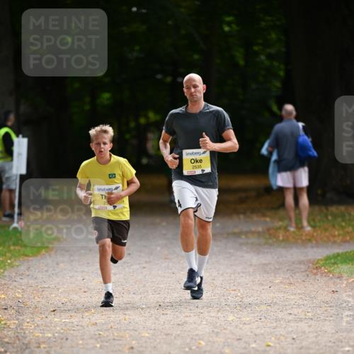 31.08.2025 - 21. Blankeneser Heldenlauf Dr. Thomas Lammeyer http://msf.ph/oto/8630271 31.08.2025 10:12:12 Laufen 25, 2535 meine-sportfotos.de