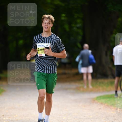 31.08.2025 - 21. Blankeneser Heldenlauf Dr. Thomas Lammeyer http://msf.ph/oto/8630302 31.08.2025 10:12:24 Laufen 256 meine-sportfotos.de
