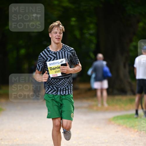 31.08.2025 - 21. Blankeneser Heldenlauf Dr. Thomas Lammeyer http://msf.ph/oto/8630304 31.08.2025 10:12:24 Laufen 2565 meine-sportfotos.de