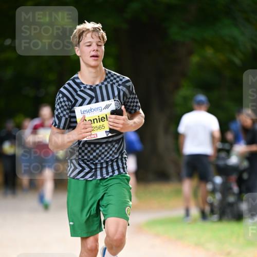 31.08.2025 - 21. Blankeneser Heldenlauf Dr. Thomas Lammeyer http://msf.ph/oto/8630310 31.08.2025 10:12:25 Laufen 2565 meine-sportfotos.de