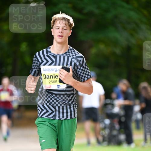 31.08.2025 - 21. Blankeneser Heldenlauf Dr. Thomas Lammeyer http://msf.ph/oto/8630313 31.08.2025 10:12:26 Laufen 2565 meine-sportfotos.de