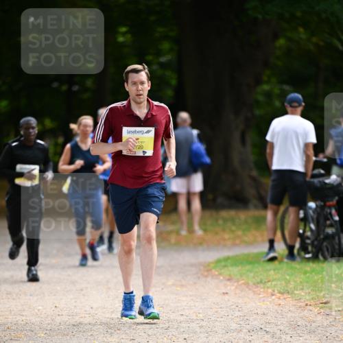 31.08.2025 - 21. Blankeneser Heldenlauf Dr. Thomas Lammeyer http://msf.ph/oto/8630318 31.08.2025 10:12:31 Laufen 720 meine-sportfotos.de