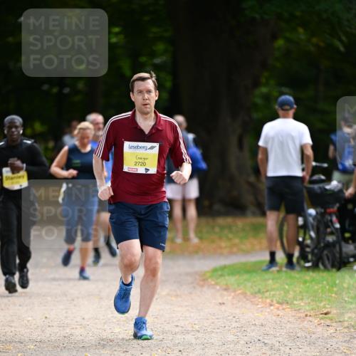 31.08.2025 - 21. Blankeneser Heldenlauf Dr. Thomas Lammeyer http://msf.ph/oto/8630320 31.08.2025 10:12:31 Laufen 2720 meine-sportfotos.de