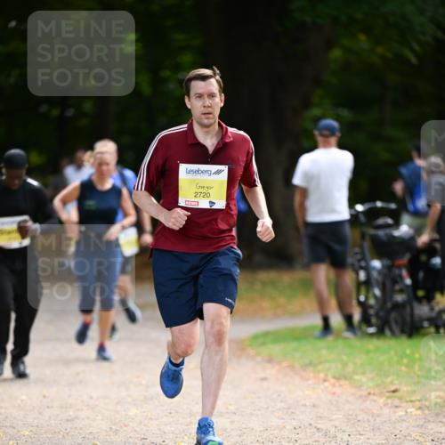 31.08.2025 - 21. Blankeneser Heldenlauf Dr. Thomas Lammeyer http://msf.ph/oto/8630325 31.08.2025 10:12:31 Laufen 2720 meine-sportfotos.de