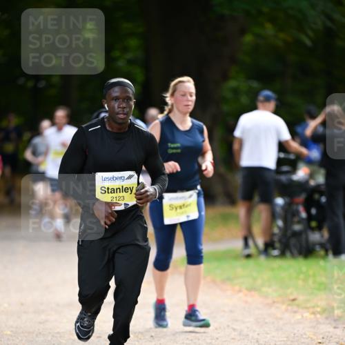 31.08.2025 - 21. Blankeneser Heldenlauf Dr. Thomas Lammeyer http://msf.ph/oto/8630342 31.08.2025 10:12:35 Laufen 2123 meine-sportfotos.de