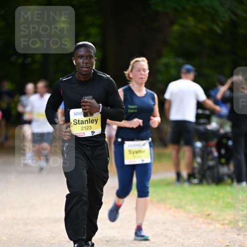 31.08.2025 - 21. Blankeneser Heldenlauf Dr. Thomas Lammeyer http://msf.ph/oto/8630343 31.08.2025 10:12:35 Laufen 2123 meine-sportfotos.de