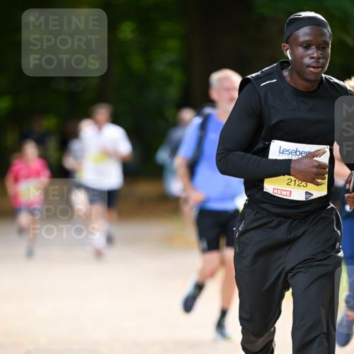 31.08.2025 - 21. Blankeneser Heldenlauf Dr. Thomas Lammeyer http://msf.ph/oto/8630349 31.08.2025 10:12:36 Laufen 2123 meine-sportfotos.de