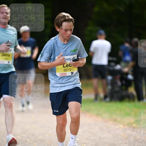 31.08.2025 - 21. Blankeneser Heldenlauf Dr. Thomas Lammeyer http://msf.ph/oto/8630430 31.08.2025 10:12:55 Laufen 2203, 2273 meine-sportfotos.de