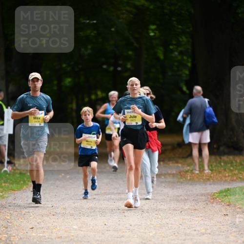 31.08.2025 - 21. Blankeneser Heldenlauf Dr. Thomas Lammeyer http://msf.ph/oto/8630464 31.08.2025 10:13:08 Laufen 2476, 2642, 2471 meine-sportfotos.de