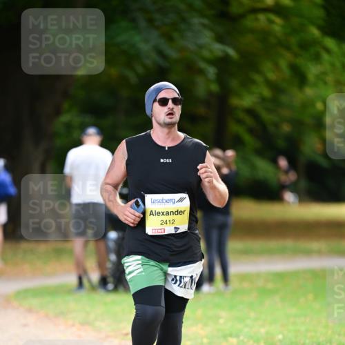 31.08.2025 - 21. Blankeneser Heldenlauf Dr. Thomas Lammeyer http://msf.ph/oto/8630505 31.08.2025 10:13:22 Laufen 2412 meine-sportfotos.de