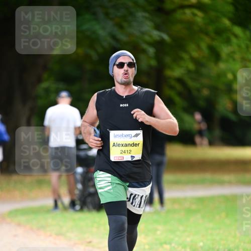 31.08.2025 - 21. Blankeneser Heldenlauf Dr. Thomas Lammeyer http://msf.ph/oto/8630506 31.08.2025 10:13:22 Laufen 2412 meine-sportfotos.de