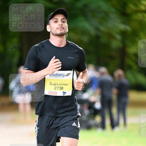31.08.2025 - 21. Blankeneser Heldenlauf Dr. Thomas Lammeyer http://msf.ph/oto/8630519 31.08.2025 10:13:24 Laufen 2738 meine-sportfotos.de