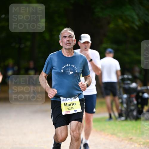 31.08.2025 - 21. Blankeneser Heldenlauf Dr. Thomas Lammeyer http://msf.ph/oto/8630595 31.08.2025 10:13:40 Laufen 2295 meine-sportfotos.de